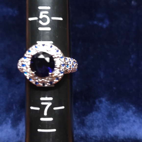 Deep Sapphire Blue and Silver Tone Fashion Ring - Picture 5 of 6
